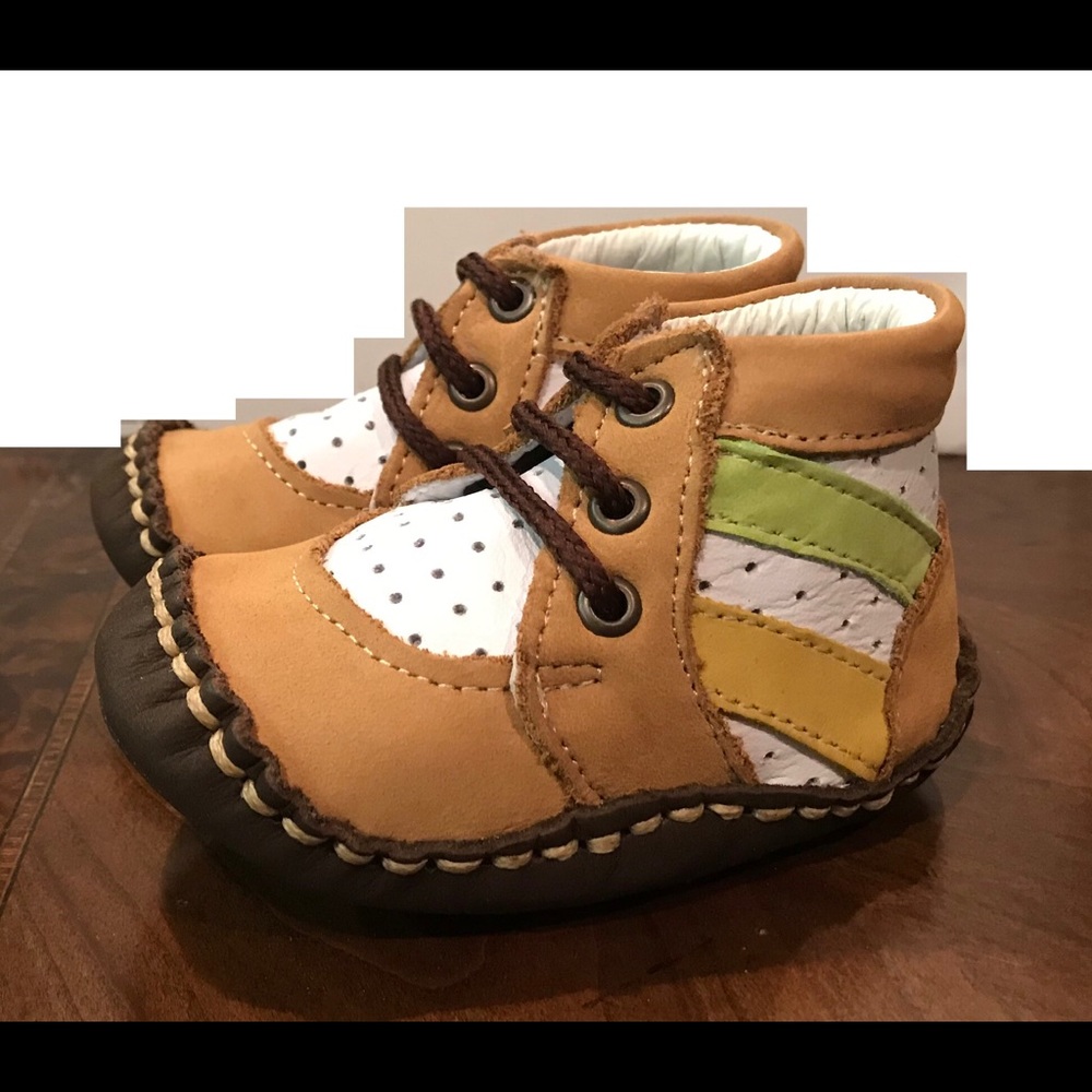 Baby shoes leathers